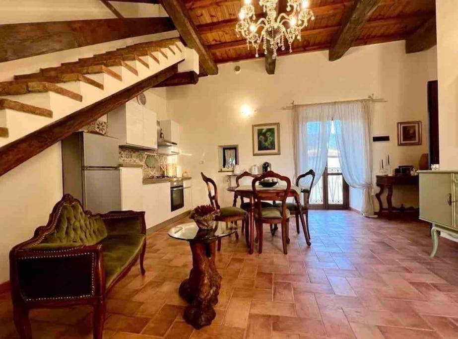 شقة La Casina Di Nada ماسا مارتانا المظهر الخارجي الصورة